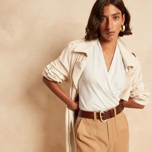 BANANA REPUBLIC WRAP TOP